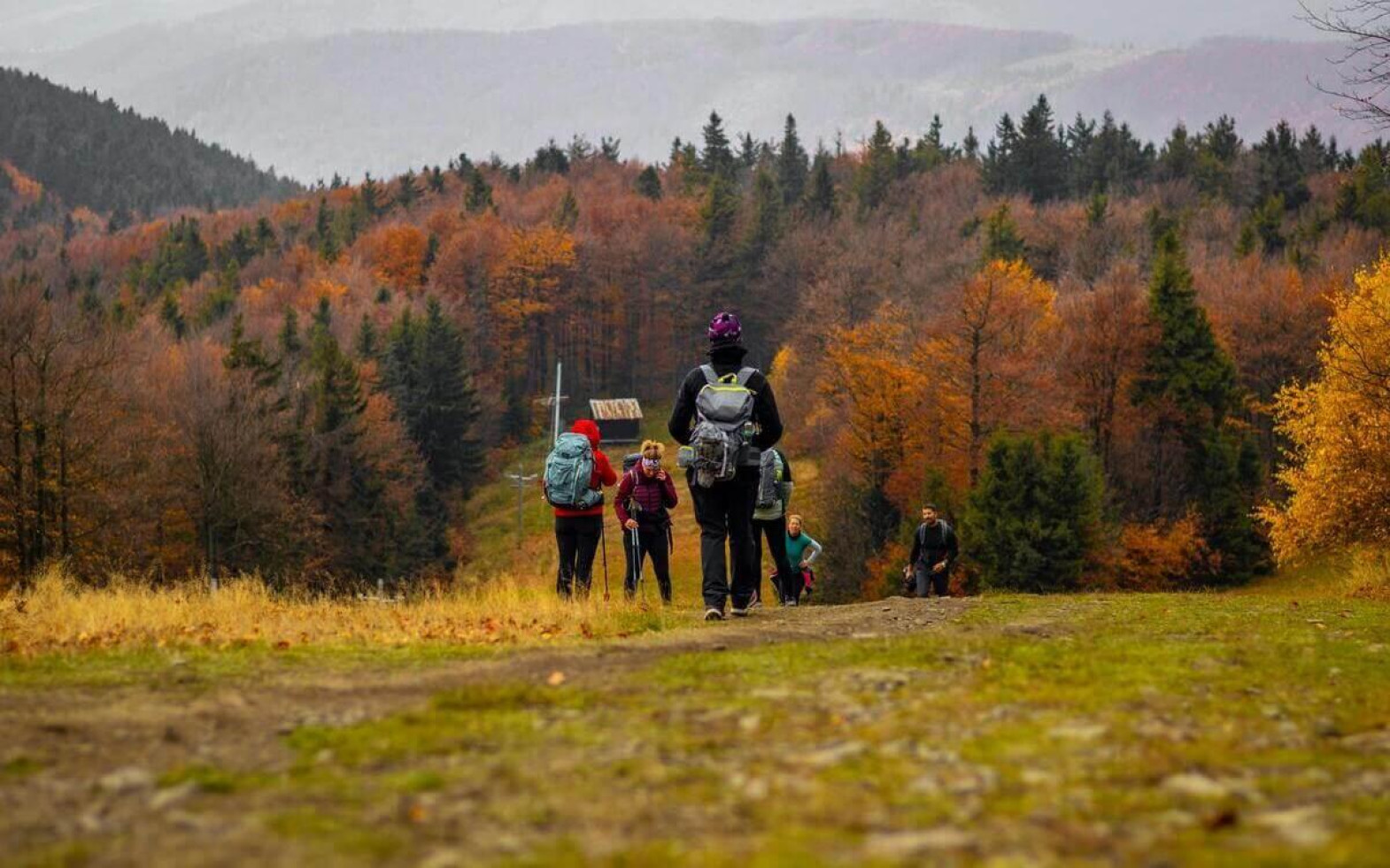 Chystáte sa na jarnú túru v okolí Telgártu? Skontrolujte si turistické topánky, batoh aj oblečenie